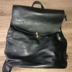 ▪️ Purse Backpack▪️ New with Tags